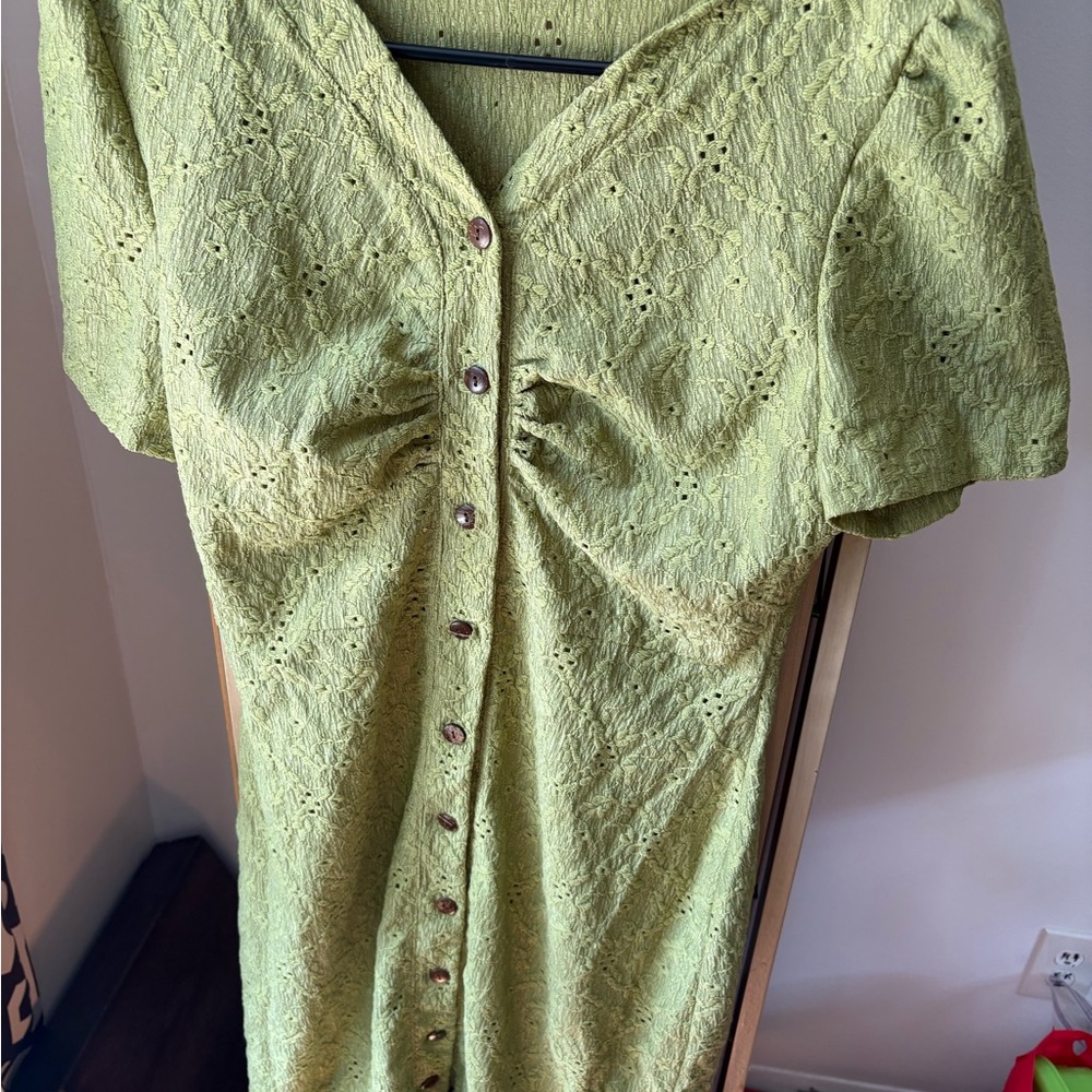 Green Ruched Ruffled Sundress - Picture 4 of 6